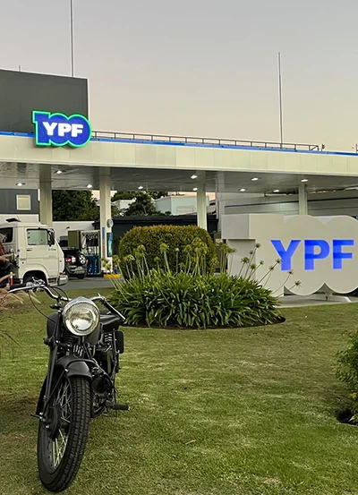 Imagen Corporativa YPF
